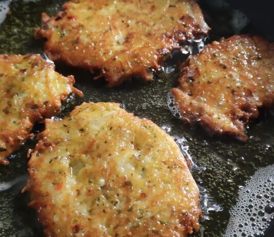 placki-ziemniaczane-na-patelni