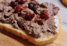 Pasztet z wątróbki z żurawiną przepis domowy który zawsze się udaje Pasztet z wątróbki z żurawiną przepis domowy który zawsze się udaje