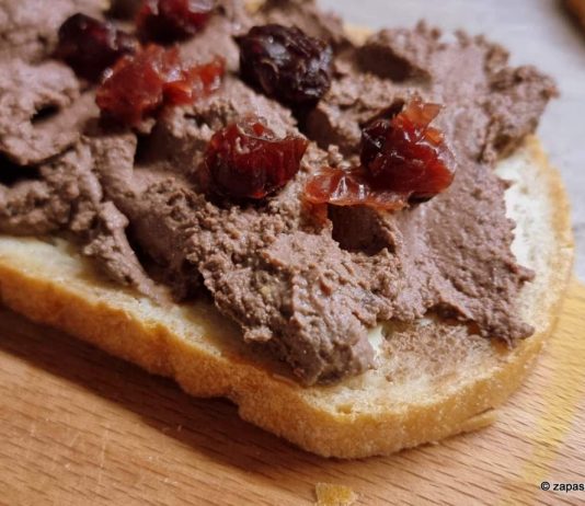 Pasztet z wątróbki z żurawiną przepis domowy który zawsze się udaje