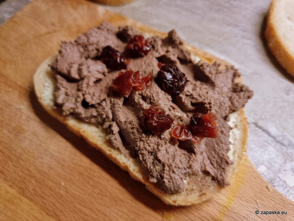 Pasztet z wątróbki z żurawiną przepis domowy który zawsze się udaje