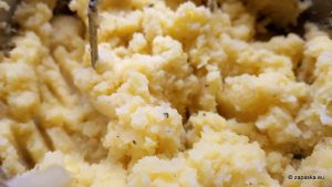 Zupa z maślanki. Dawna bieda zupa, która smakuje jak poezja